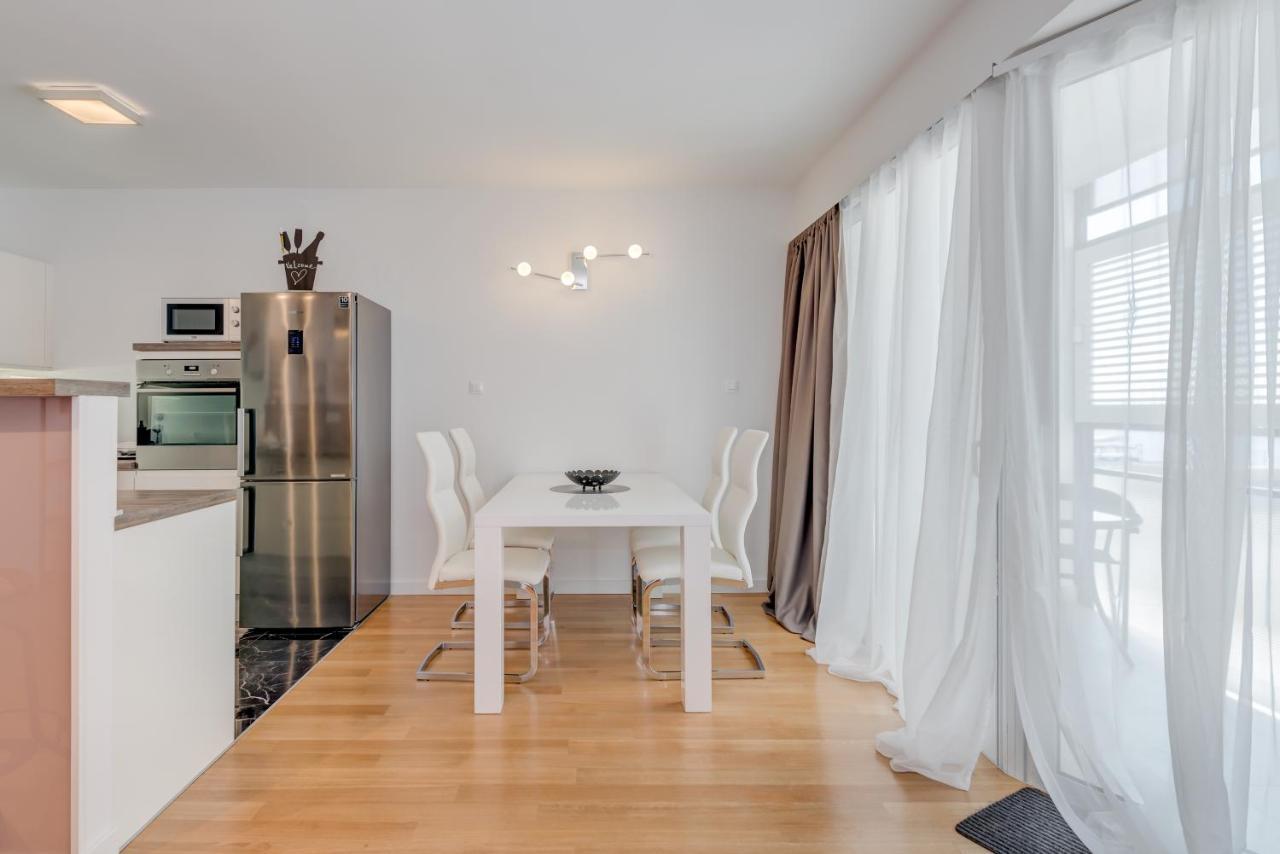 Paparazzi Apartment Split Exterior photo
